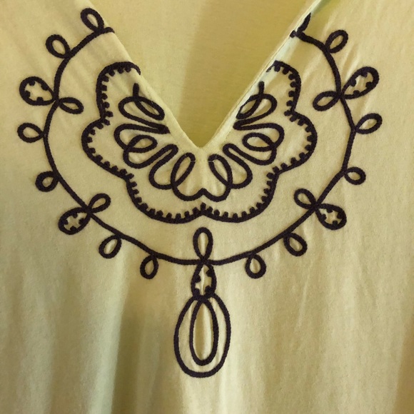 ATHLETA EMBROIDERED Top - MED - Picture 4 of 5